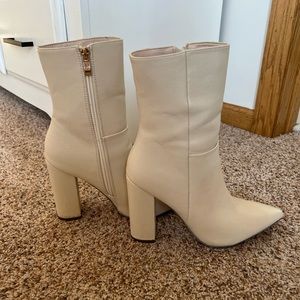 Lulu white boots